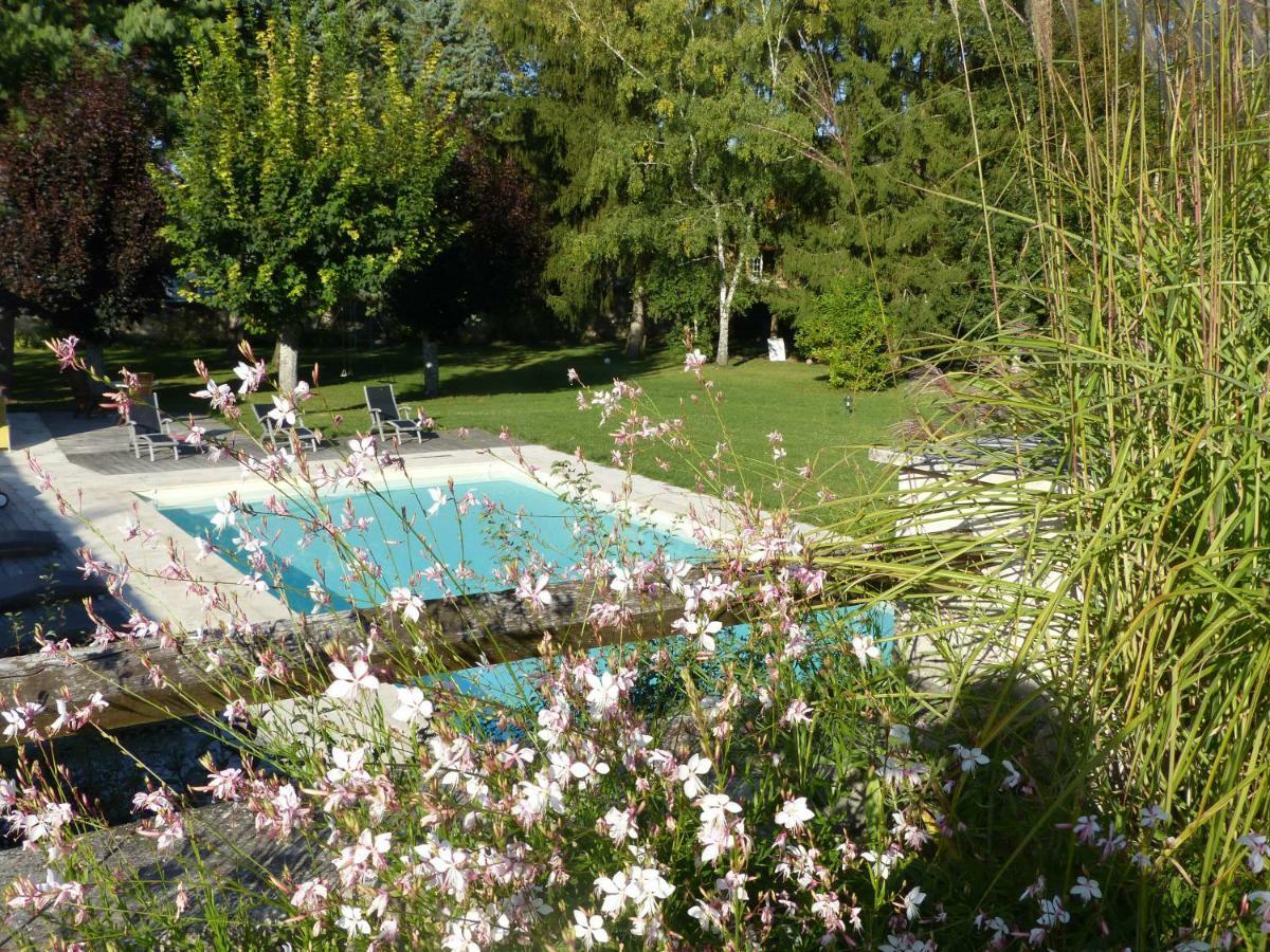 Manoir De La Vigneraie Bed & Breakfast Athee-sur-Cher Exterior photo
